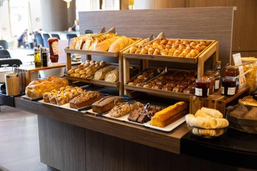 Novotel Suites Paris Expo Porte de Versailles - image 8