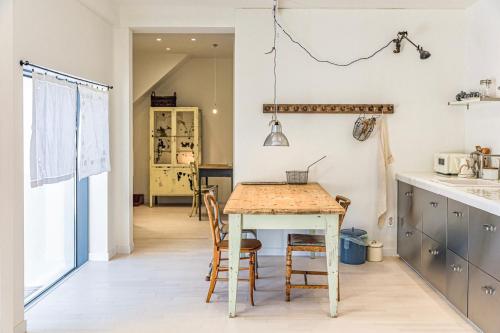 . Maison de Clare