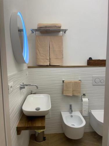 Camere in Borgo, Finale Ligure (Foto 9)