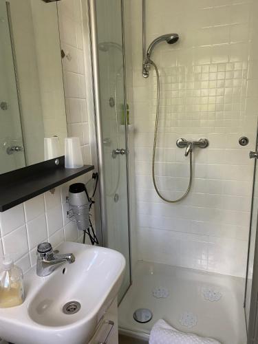 Single Room with Private External Bathroom