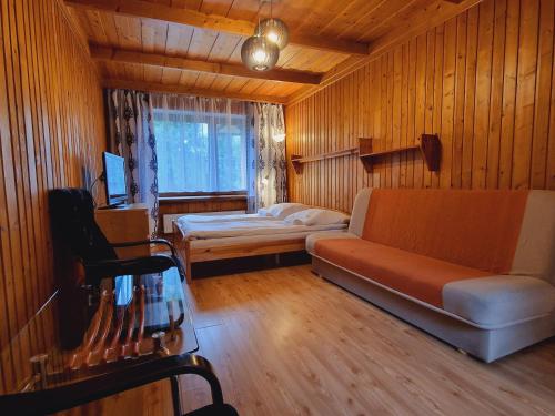 Premium Quadruple Room image 4