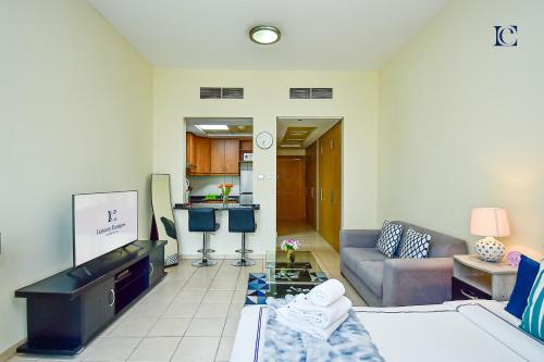 Luxury Escapes - Cozy budget studio near Metro & Ibn Battuta Mall - MOG190 DG, Dubai (photo 2)