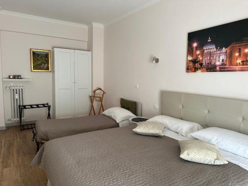 GOLDEN ROOMS Cipro - image 11