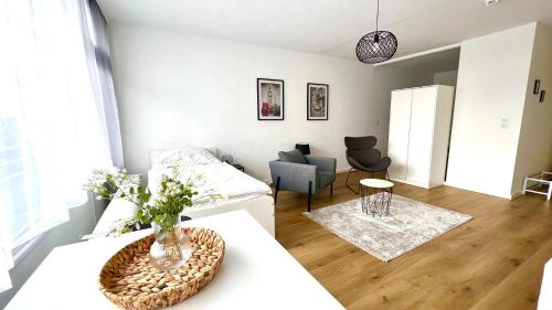 Schöne Wohnung in Linden - 48qm, Moderne Küche, Bad, Balkon, 4 Personen, WIFI