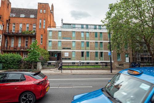Maiden Oval – London