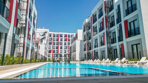 Swimming pool, C Suites Antalia Airport in Antalya