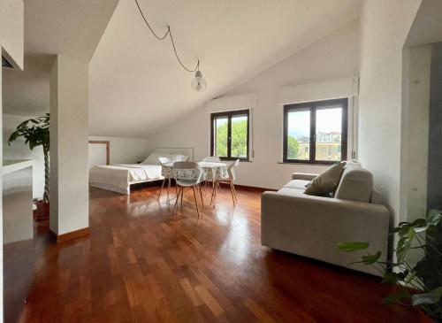 Casa Cecilia - Mozzoni