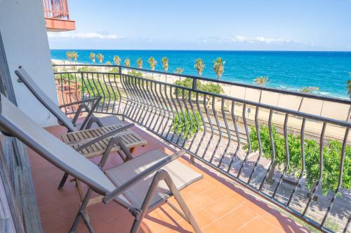 HomeHolidaysRentals Palm Beach - Costa Barcelona