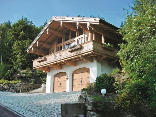 Viesnīcas āriene, Chalets in der Forststraße in Miltach