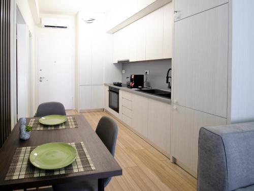 Luxury Apt in Mangalem21 Complex WiFi,AC, Tirana (photo 5)