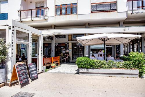 カッラーラ Elegante camera con finiture di lusso appena ristrutturata ホテル ロビー