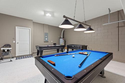 Leslies Retreat at Solterra Resort home in Davenport, USA