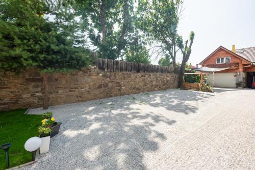 Taman, Residence Ružbaský - Comfort Stay with Private Parking (Residence Ruzbasky - Comfort Stay with Private Parking) in Stara Lesna