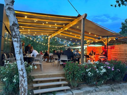 Restaurant, Paris Camping Ile du Roi in Triel-Sur-Seine