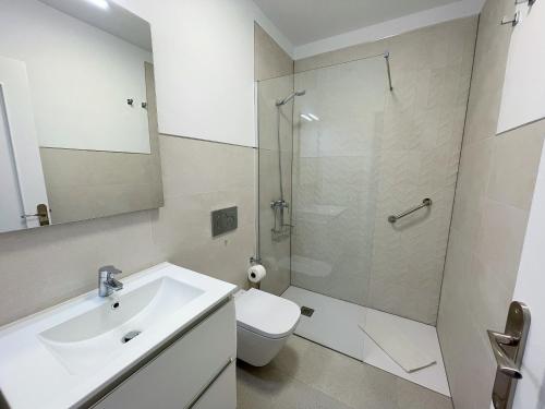 One-Bedroom Apartment image 7