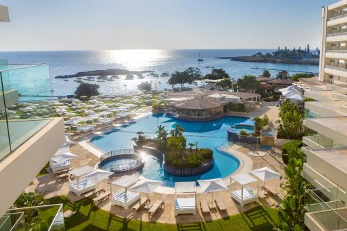 Capo Bay Hotel Protaras