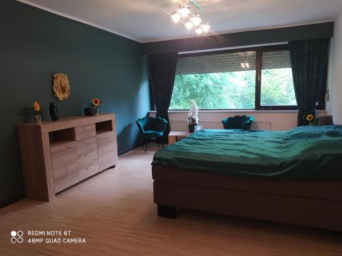 Park Villa mit pool und 3 Schlafzimmer