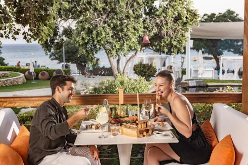 Capo Bay Hotel - image 4