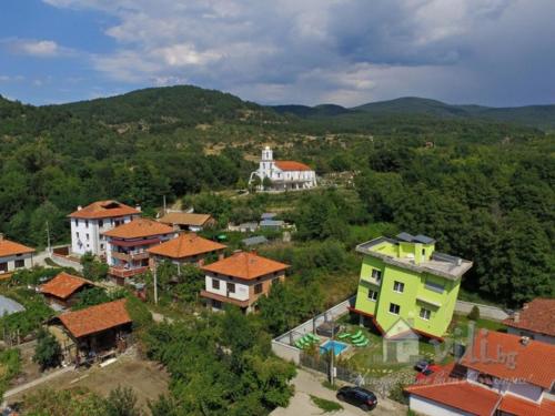 Guest House Popov - image 12