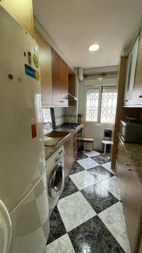 flat family near center and jardin turia avenida del cid, Valencie (fotografie 10)