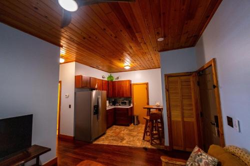 Jensen Beach Inn - image 11