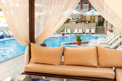 Swimming pool, Zdravets SPA Hotel in Velingrad