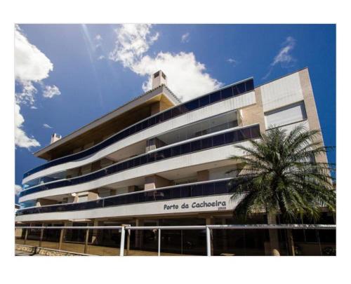 C191 Apartamento a 100m do mar com piscina