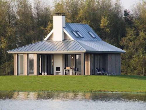  Villa Oesterdam Comfort 4 persons, Unterkunft in Tholen