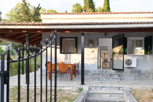 Notus Vacation House - Λευκίμμη