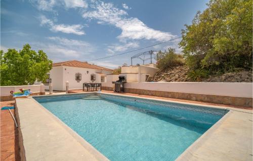 Stunning Home In Iznate With Wifi, Private Swimming Pool And 4 Bedrooms