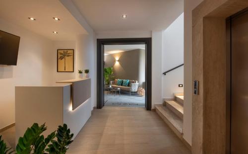 MEM Lodge and Suite 2