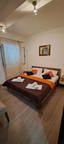 Comfort One-Bedroom Apartment with Sea View  image 10