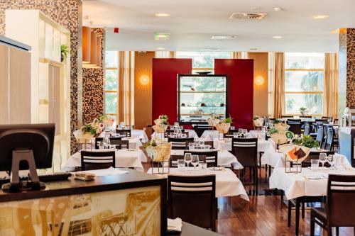 Axis Porto Business & Spa Hotel - image 2