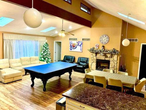 Beautiful, peaceful home with hot tub in Albrightsville, USA