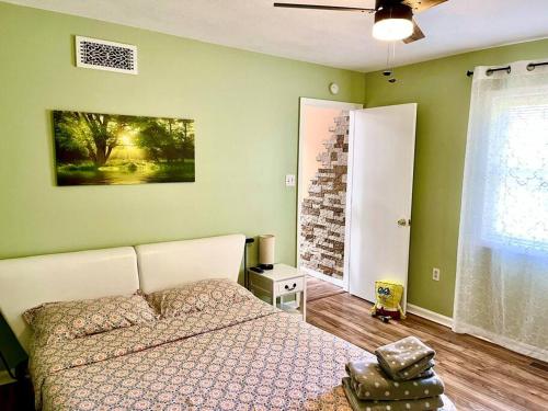 Beautiful, peaceful home with hot tub in Albrightsville, USA