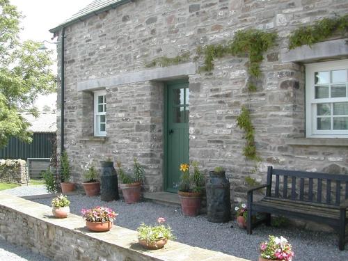 Alltybrain Farm Cottages and Farmhouse B&B