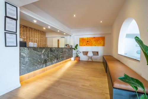 Hostal Alzina