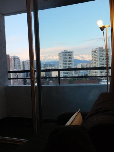 Apartamento con Vista a la Cordillera y Estacionamiento en Santiago Centro Modern apartment with mountain view and parking in Santiago Centre