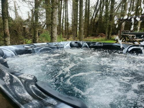 Woodland Hot Tub Retreat