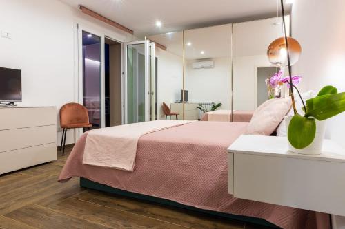  Rosina Apartment surfing bed&vacation in Terrasini