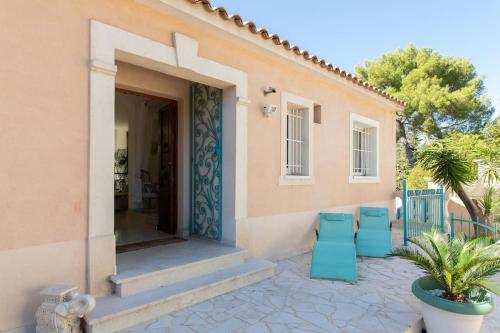 9 chambres spa hamman sauna Piscine chauffee poss in Trois Moulins