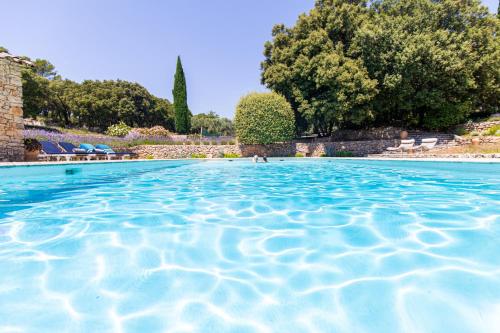 Accommodation in Villecroze