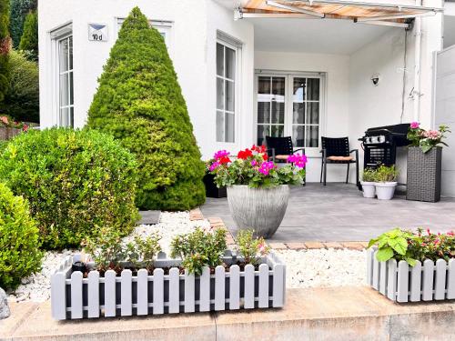 Vista exterior, Exquisite-Suite für Comfort & Gemütlichkeit Parkplatz ,Terrasse, WLAN (Exquisite-Suite fur Comfort & Gemutlichkeit Parkplatz ,Terrasse, WLAN) in Niedernhausen