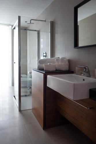  Deluxe One Bedroom Apartment  with Partial Sea View  image 10