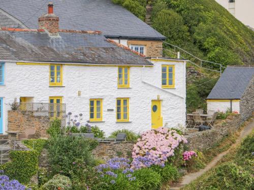 Kerbenetty Harbour Cottage