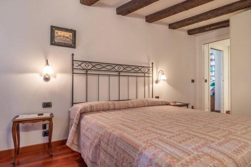 Charming loft with roof terrace close to S. Marco