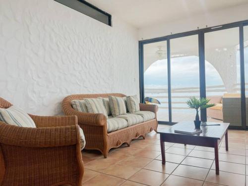 Live an adventure in Taboga 1 in Paso Ancho