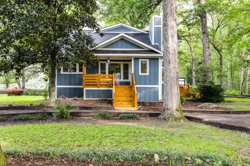 Blythewood Modern Cottage Retreat Deck and Grill!