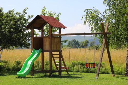 Restorāns, Apartmani Albatros in Perušić