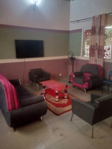 Grace and favour guest house in โบนาเมรี